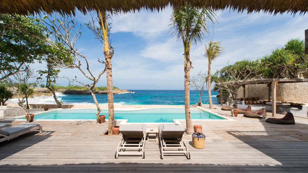 Voyage - Pool decking